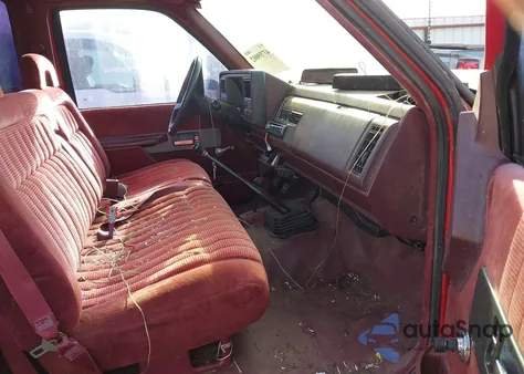 1992 Chevrolet Gmt-400 K3500 z USA, uszkodzony, nr VIN 1GCHK34F7NE187776